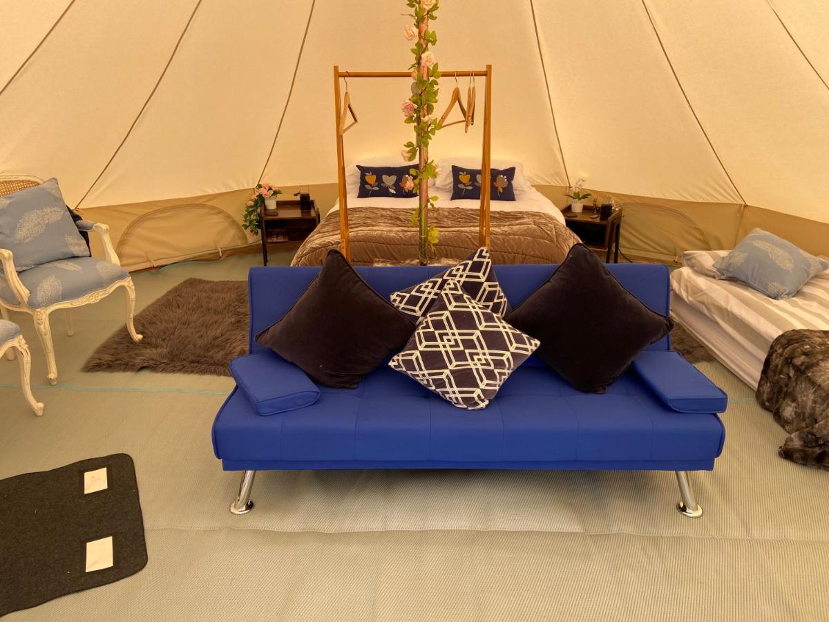 Quex Livery Glamping 버칭턴 외부 사진